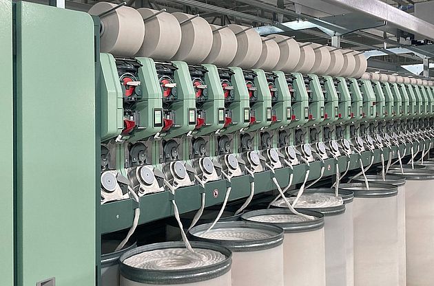 Fully Automatic Rotor Spinning Machine R 70