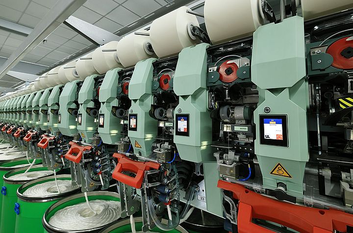 Air-Jet Spinning Machine J 70 spinning units