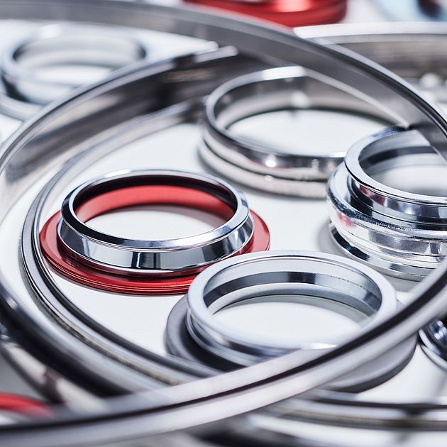 Bräcker rings for short- and long-staple spinning