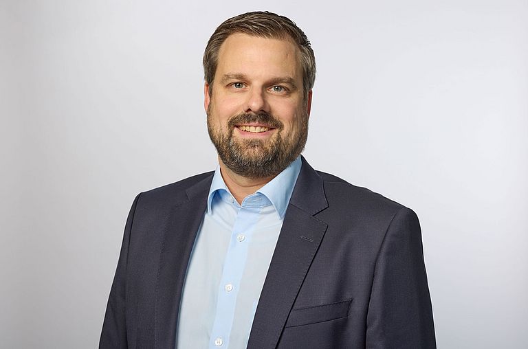 Patrick Houweling Patrick Houweling, Head Group Legal & Compliance at Rieter